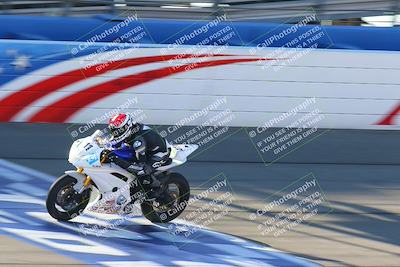 media/Jan-21-2022-Fastrack Riders (Fri) [[90b5309cc6]]/Level 1/Session 1 Front Straight/